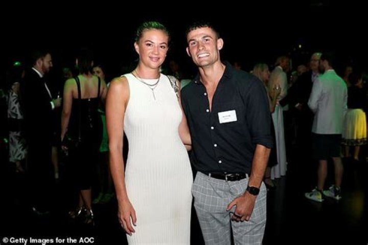 Ashley Ruscoe Age, Height, Wikipedia, Harry Garside Ex-Girlfriend