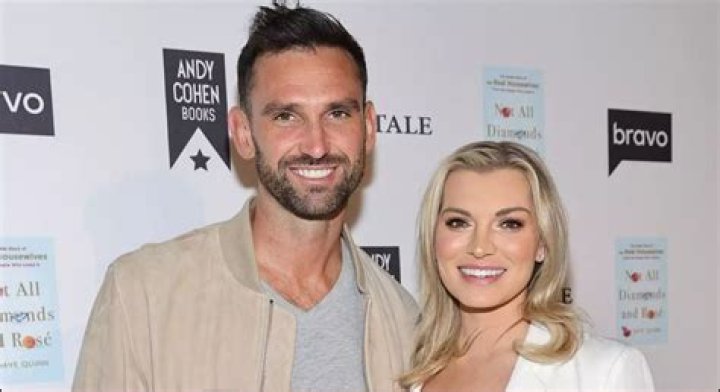 Carl Radke Cheating Scandal : Did He Cheat On Wife Lindsay Hubbard