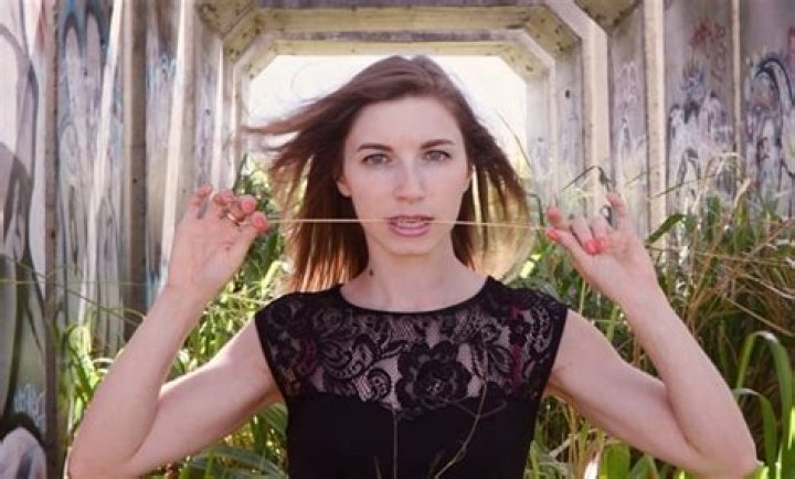 Edward Snowden Married His Girlfriend Lindsay Mills! Her Bio & Facts