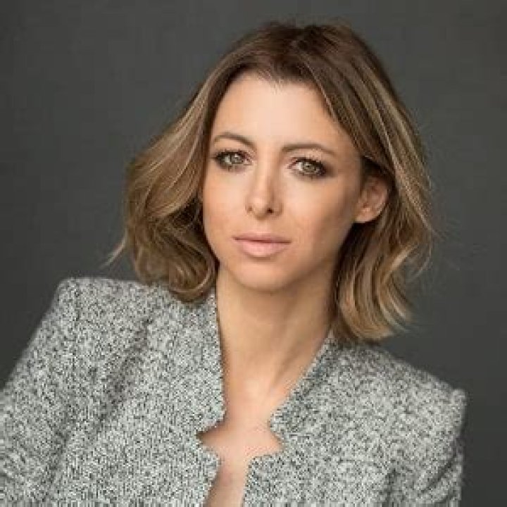 Julie Dray Bio; Age, Crashing, Son, Height & Facts