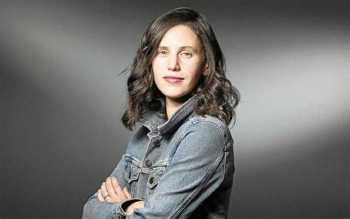 Kaouther Adimi Parents