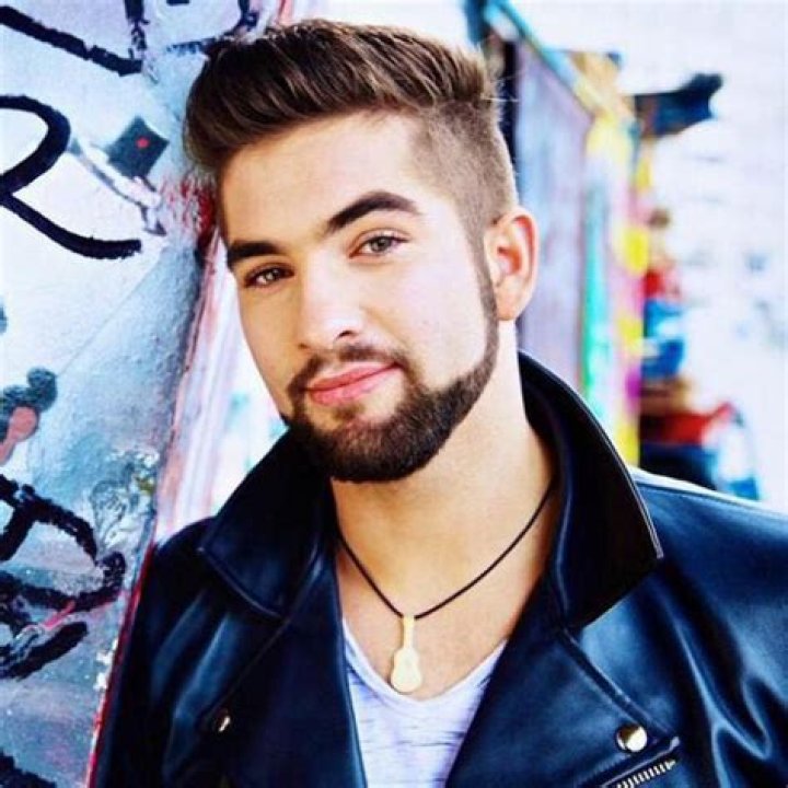 Kendji Girac Taille