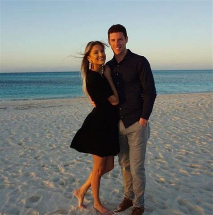 Know About Charlie Coyle; Age, Height, Trade, Bruins, Wild, Salary, Girlfriend