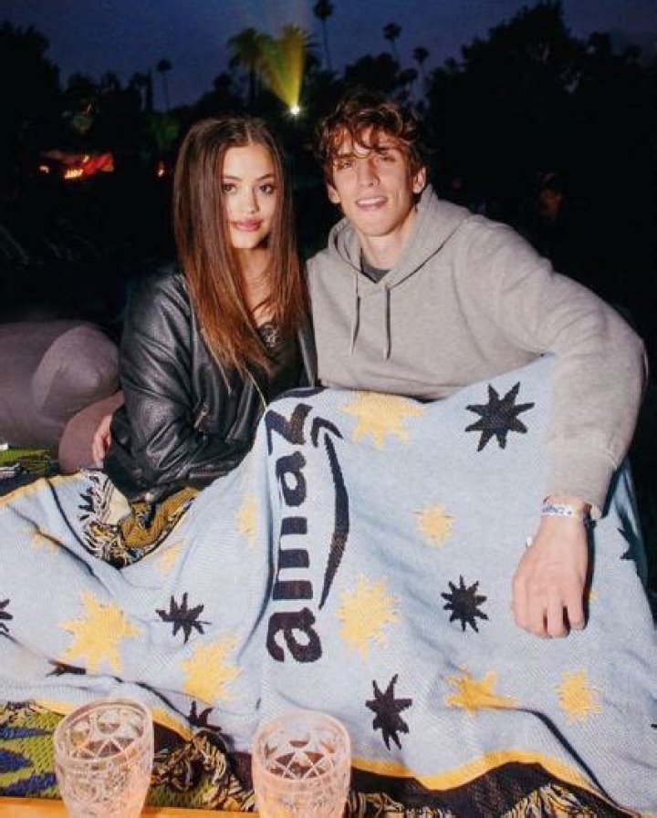 Know About Sarah Jeffery; Age, Descendants, Nick Hargrove, Net Worth