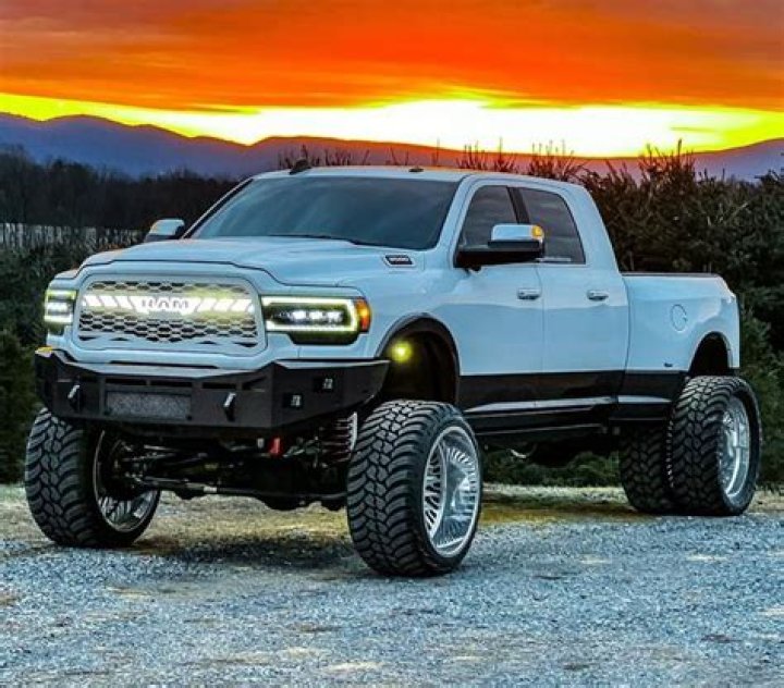 Know All About Gabe Farrell Productions Girlfriend Hailey Jones!