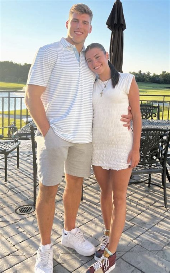 Luke Van Os Girlfriend, Age, Height, Wikipedia, Instagram, Home and Away, Net Worth