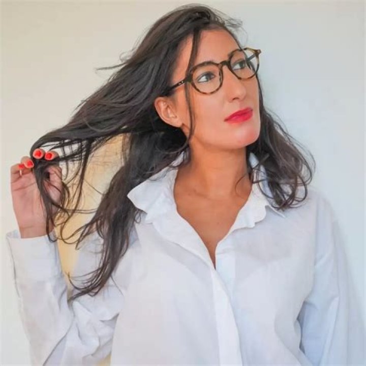 Sabrina Medjebeur Cheveux