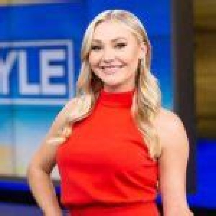 WNTH, Boyfriend, Family, Age & Facts